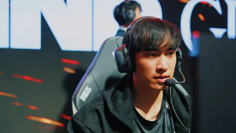 Đội trưởng Levi