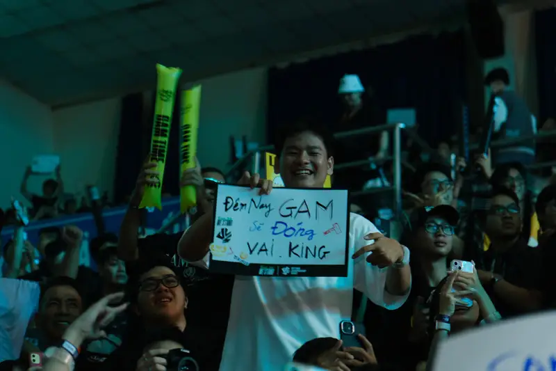 Slogan cổ vũ của các #GAMFAM