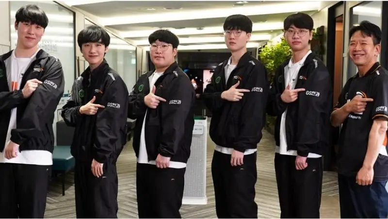 HLE tổ chức Fan Meeting: Đội hình chính thức tham gia