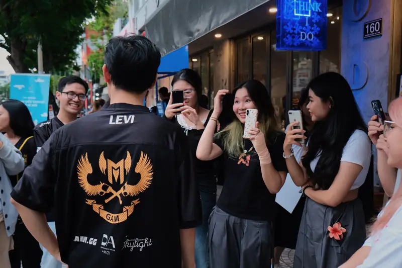 Giao lưu và quà tặng hấp dẫn