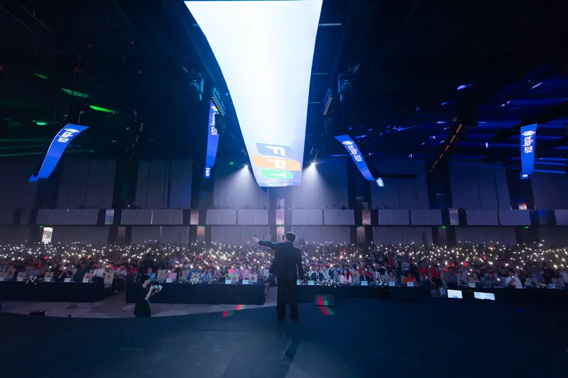 Một sự kiện công nghệ và esports quy mô lớn