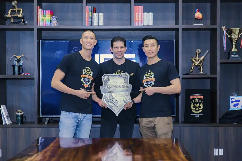 TK Nguyễn Hợp tác với CMG.ASIA