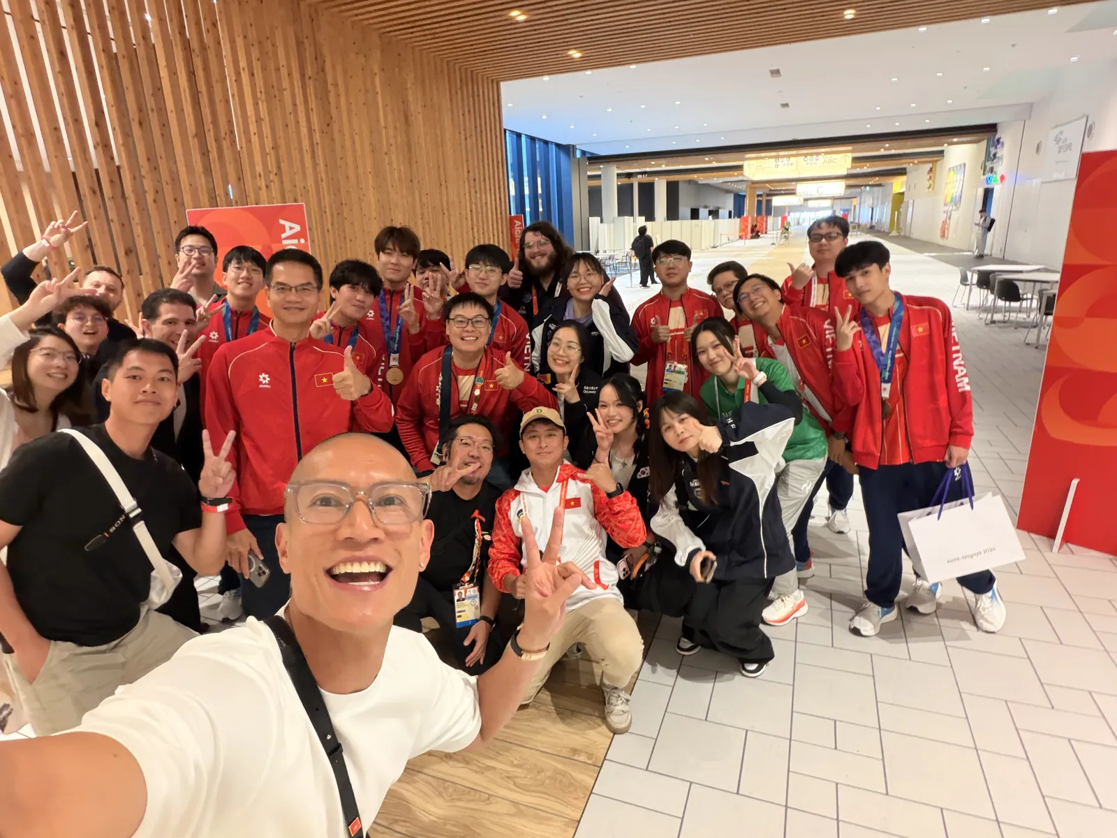 Team Vietnam's delegation and supporters together at the 2026 Asian Games